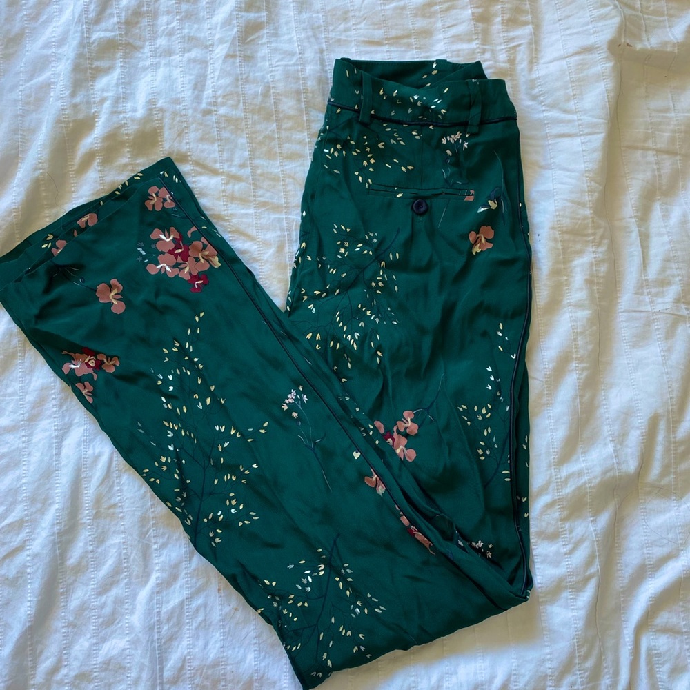 Massimo Dutti pants size 4. green floral pattern